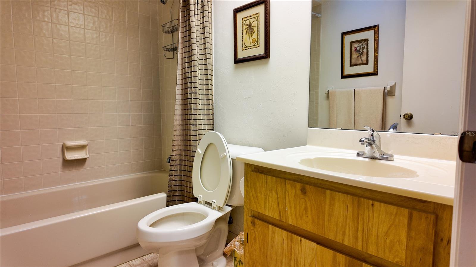 810 E Gilchrist Ct #3b Property Photo 11
