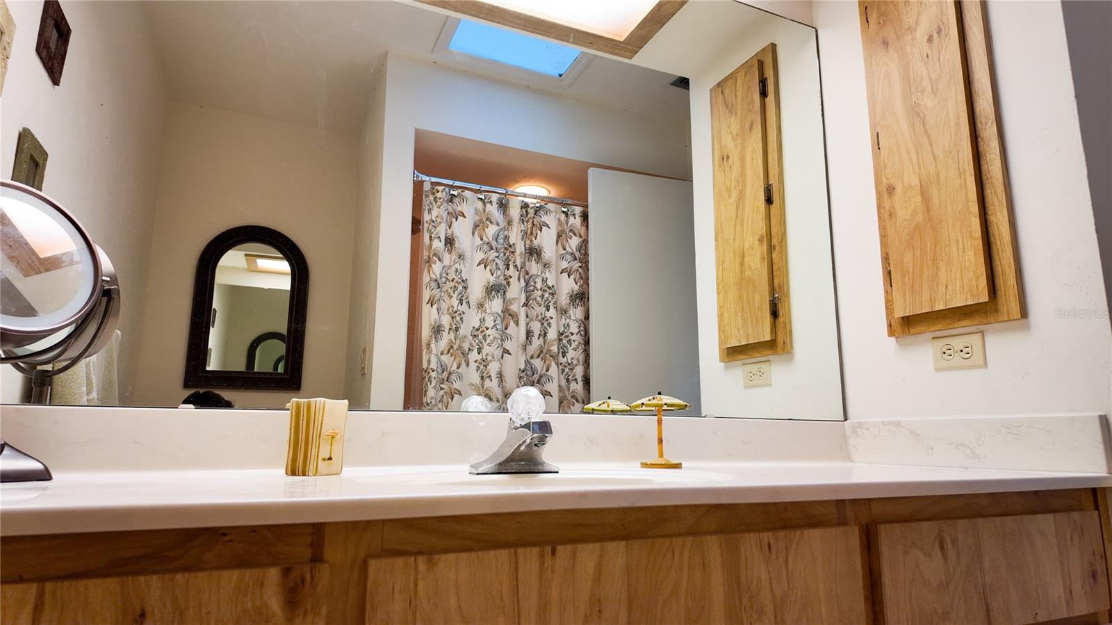 810 E Gilchrist Ct #3b Property Photo 16