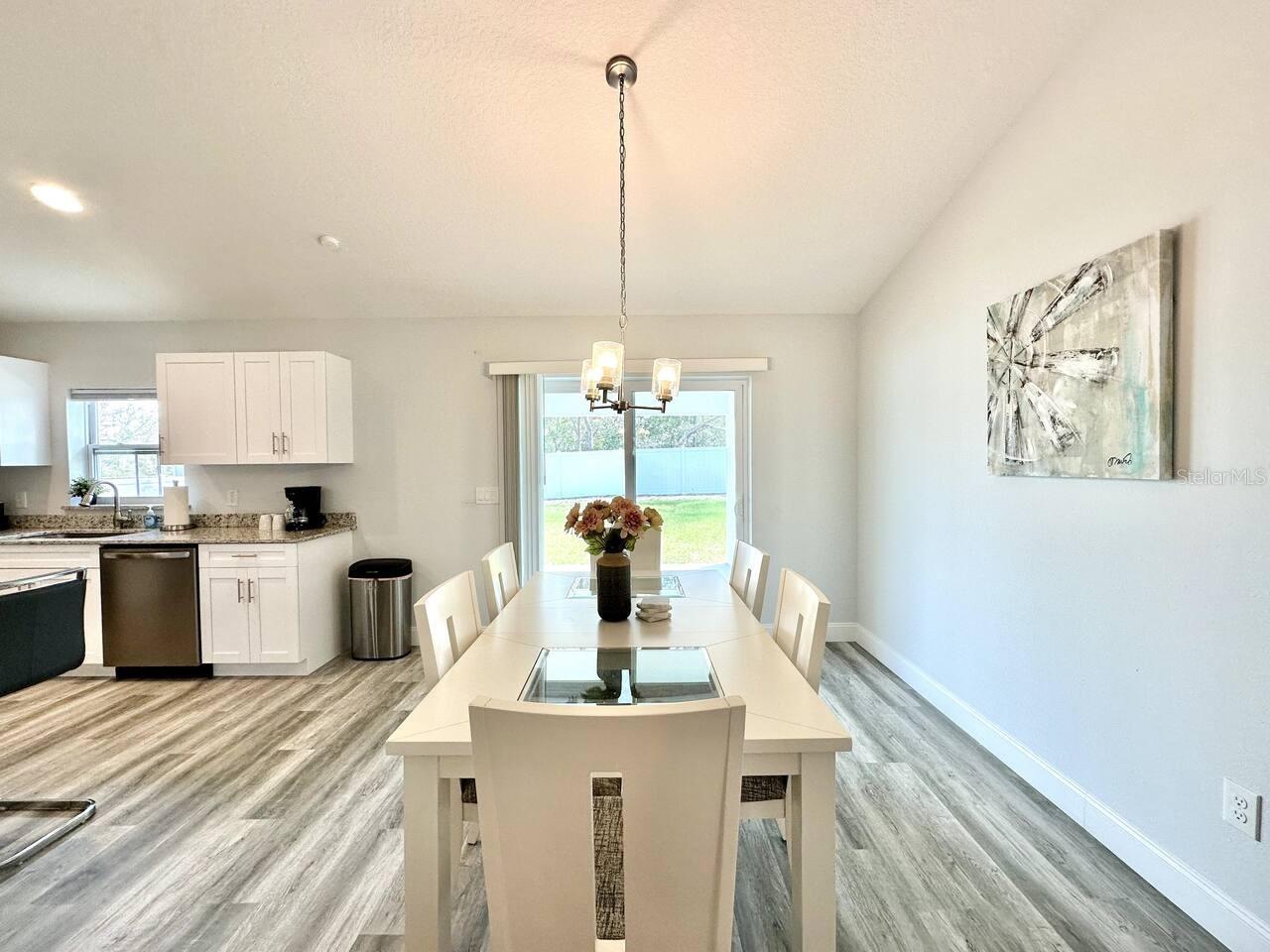 2409 Sw 156th Loop Property Photo 15
