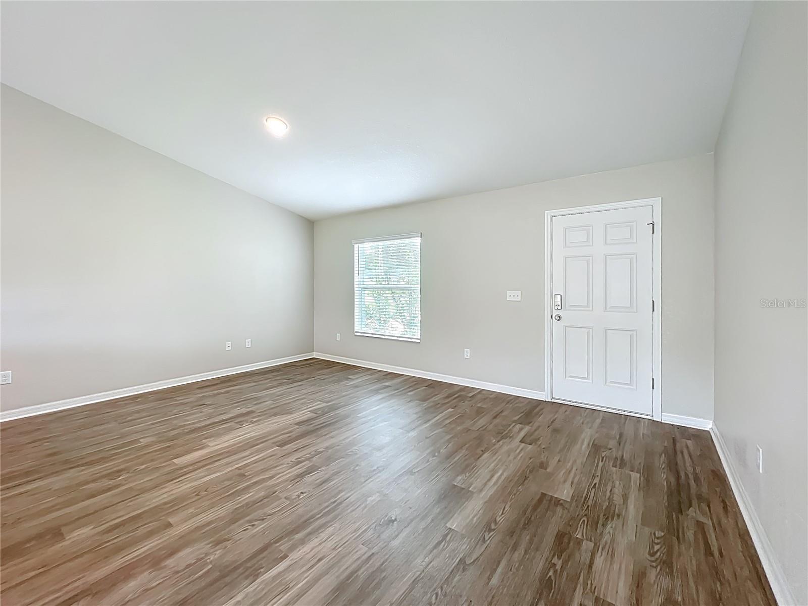 178 Pine Crse Property Photo 5