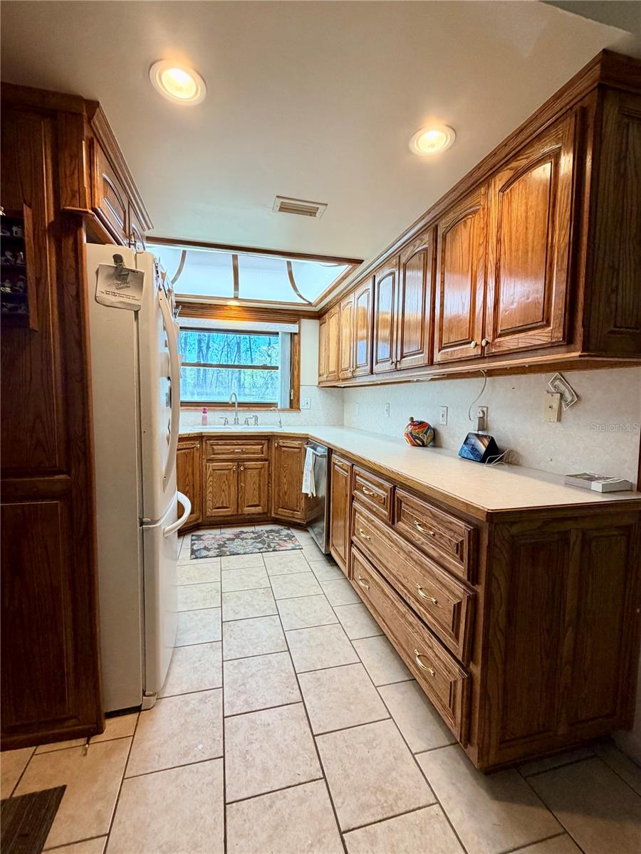 6633 E Gurley St Property Photo 10