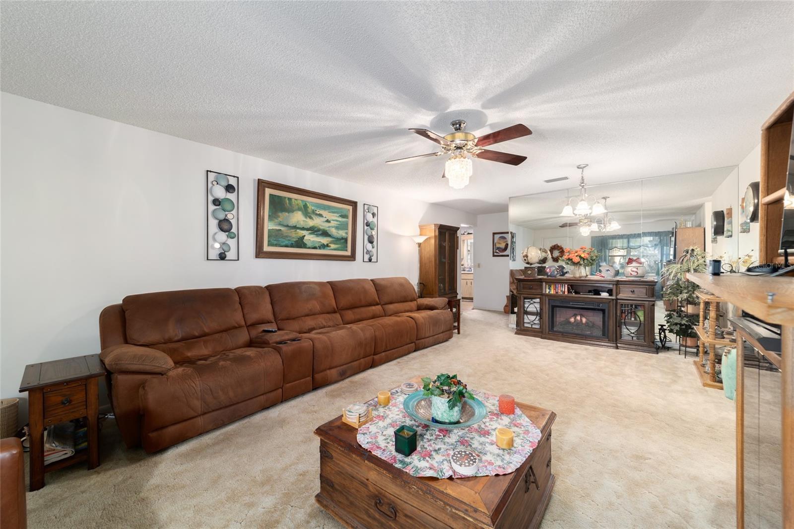 9233 Sw 83rd Ter #d Property Photo 2