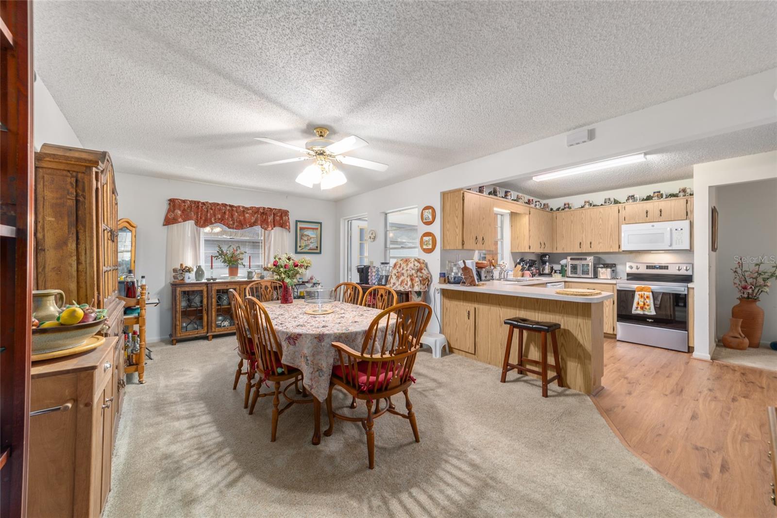 9233 Sw 83rd Ter #d Property Photo 8