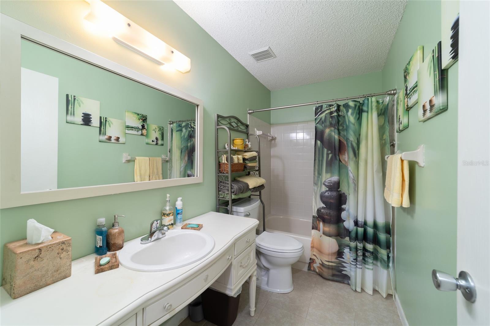 9233 Sw 83rd Ter #d Property Photo 14