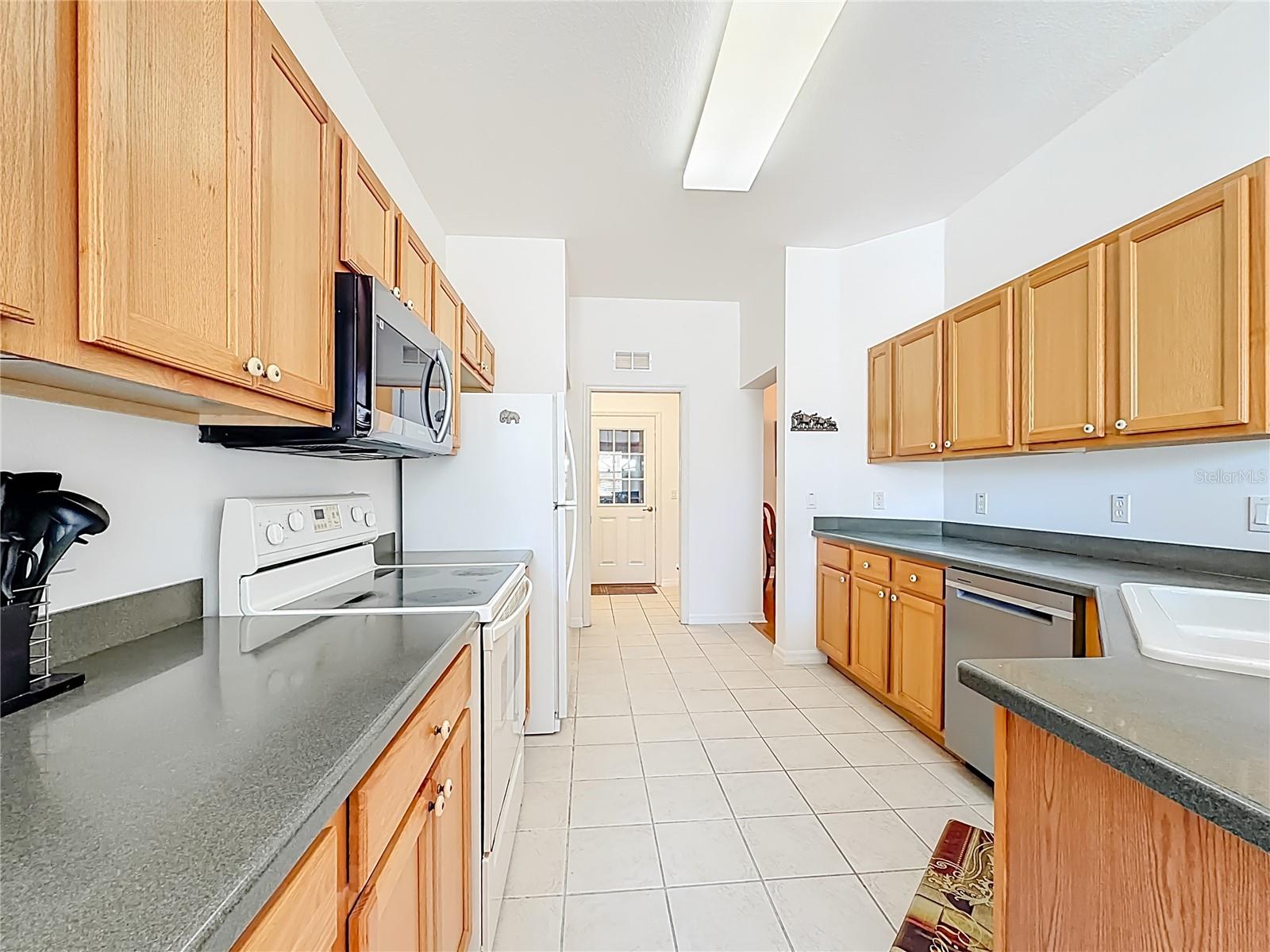 9746 Sw 89th Loop Property Photo 12