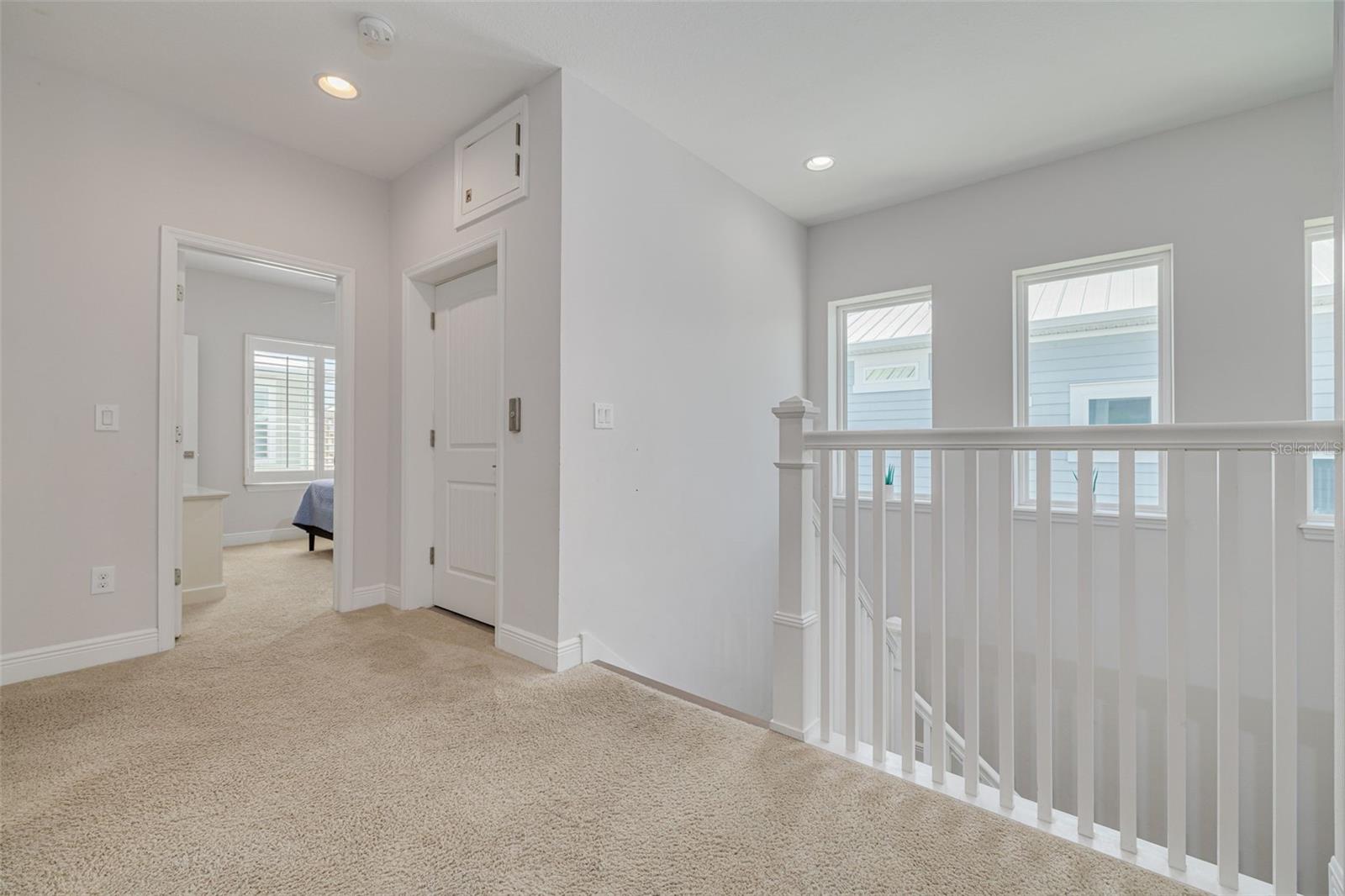 16306 1st St E Property Photo 21