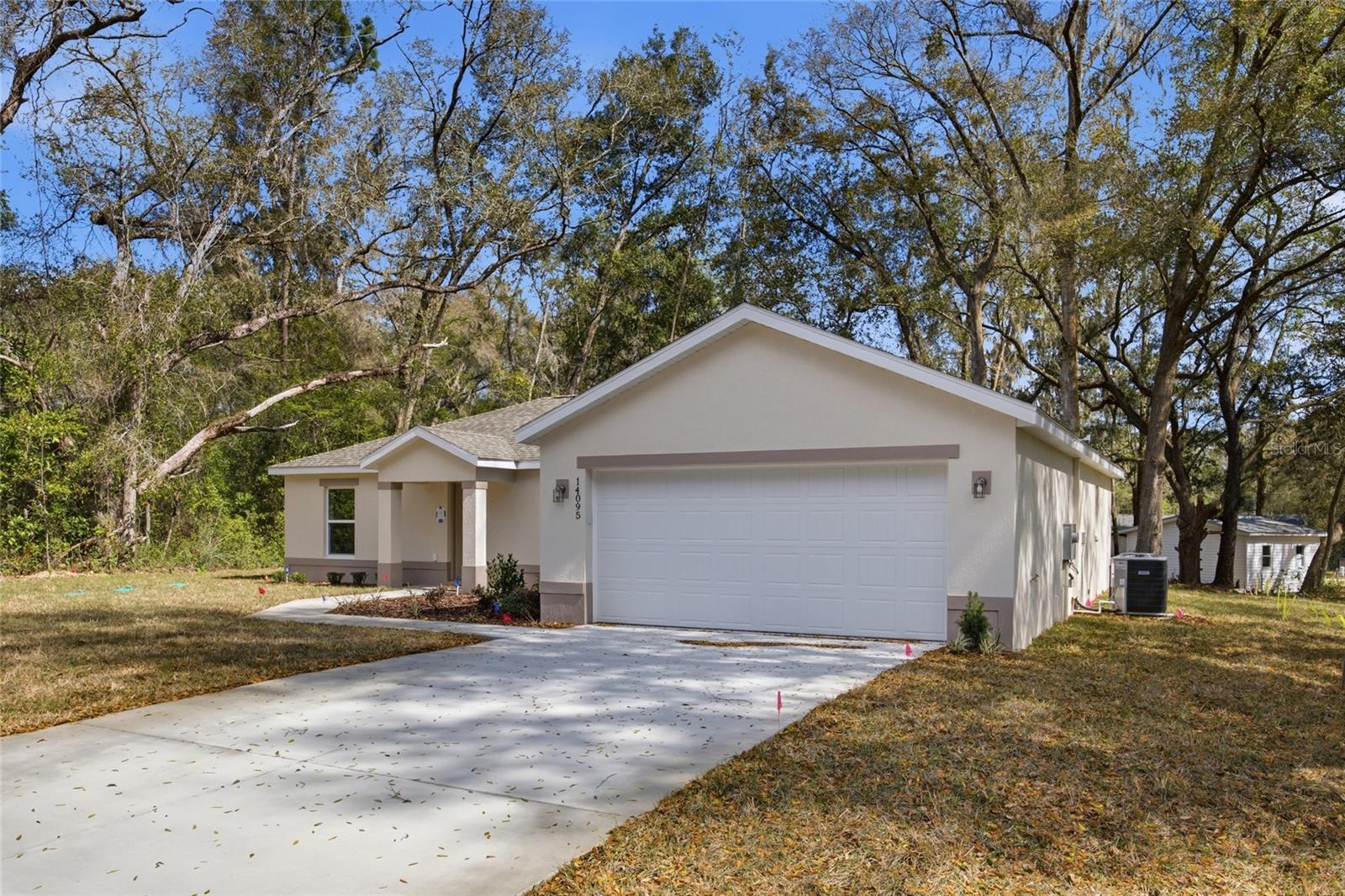 14095 Se 27th Ct Property Photo 2