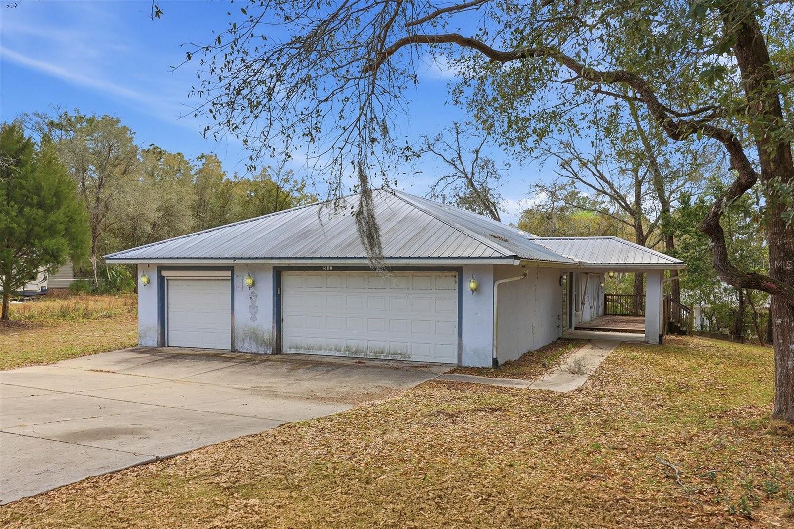 5120 E Hopp Ln Property Photo 2