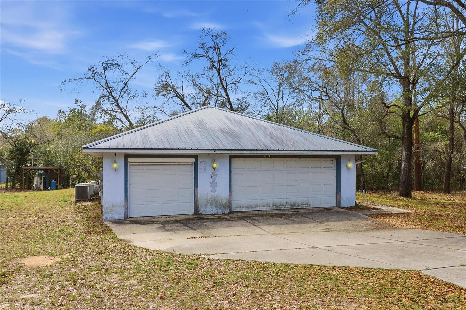5120 E Hopp Ln Property Photo 3