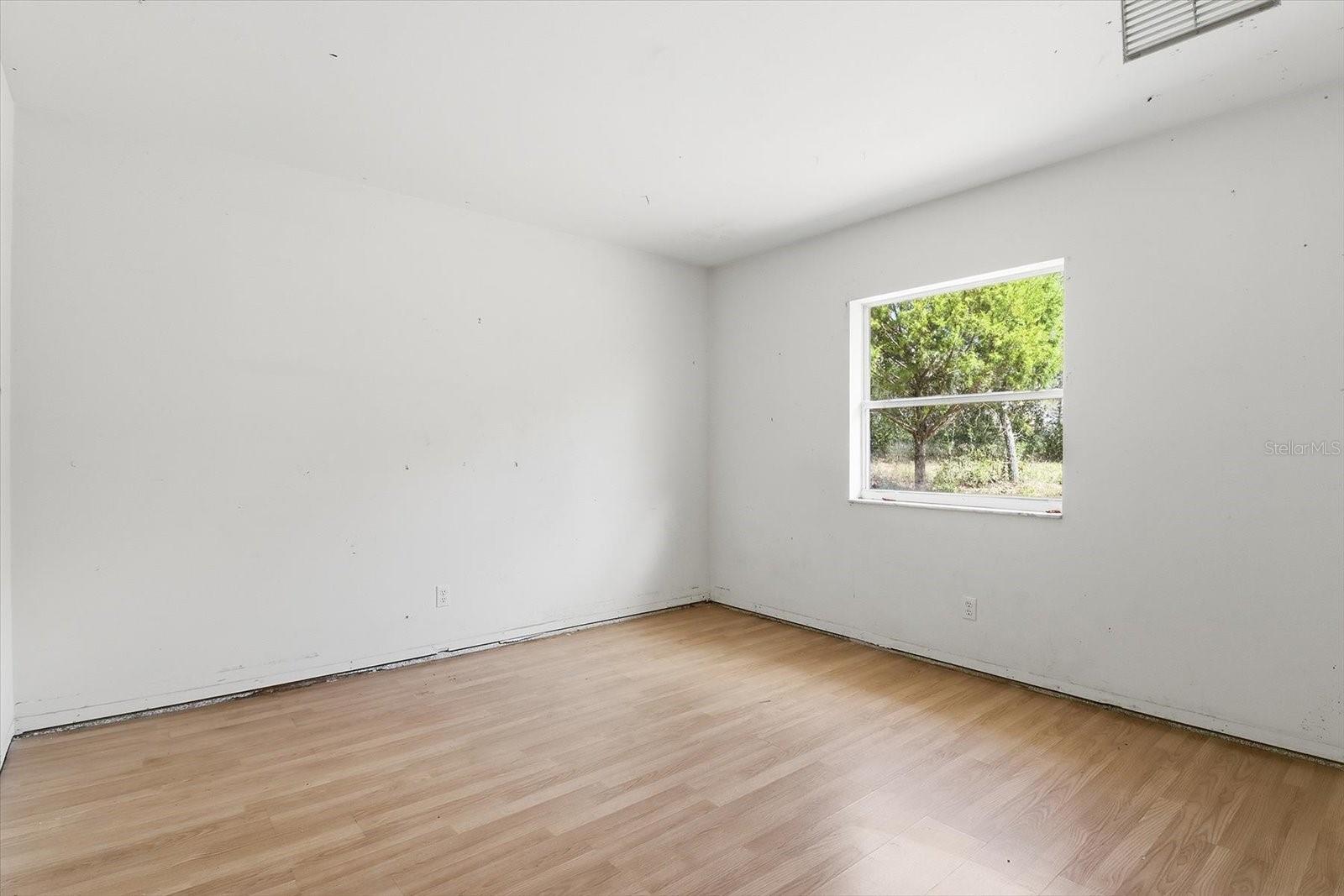 5120 E Hopp Ln Property Photo 16
