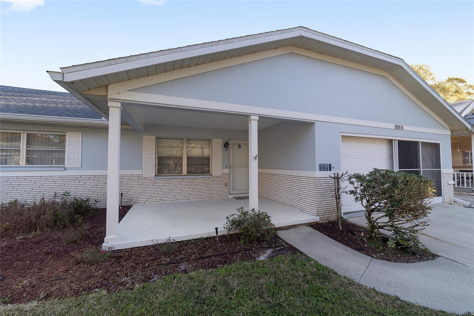 8890 Sw 96th St #b Property Photo