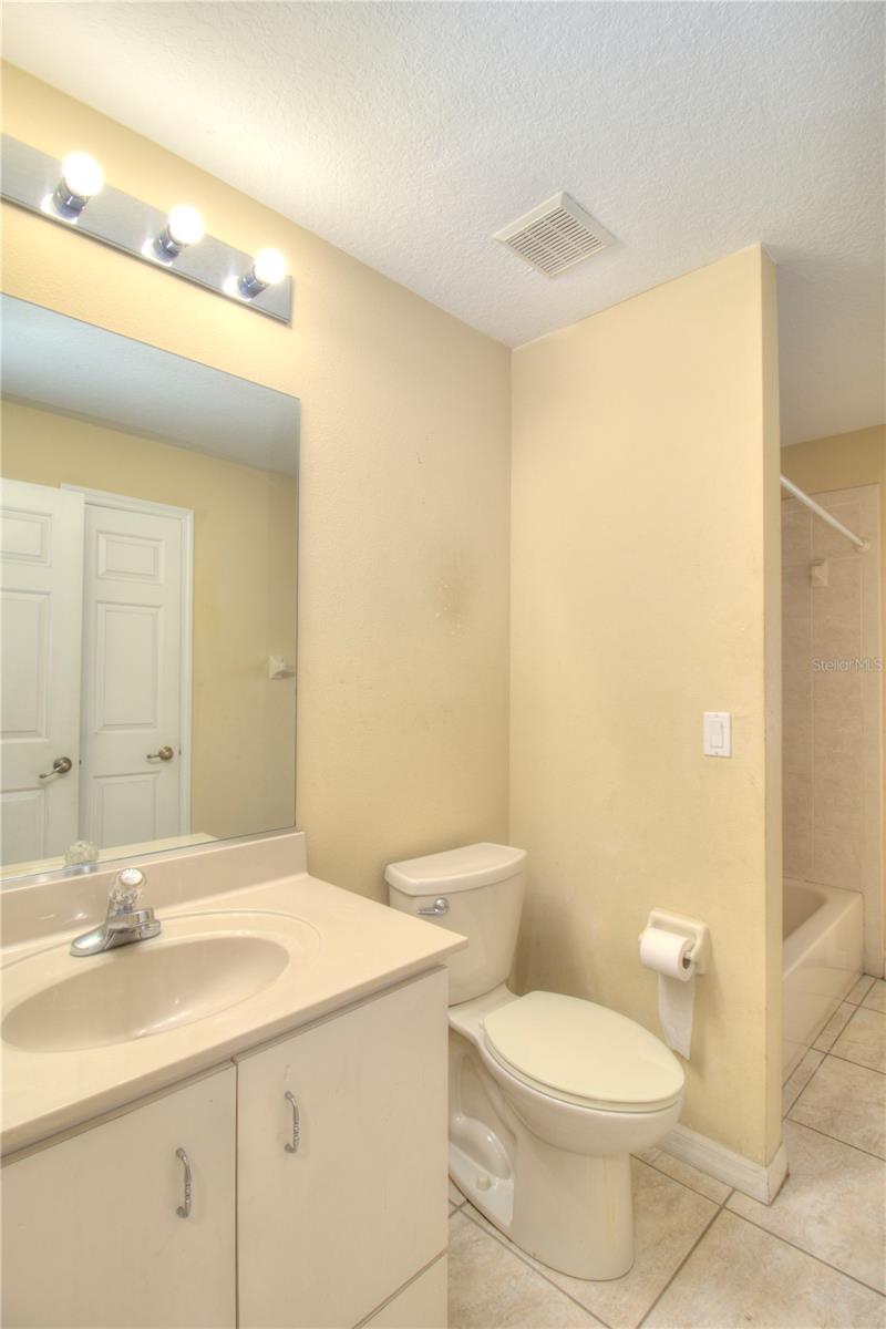 4240 Sw 111th Pl Property Photo 18