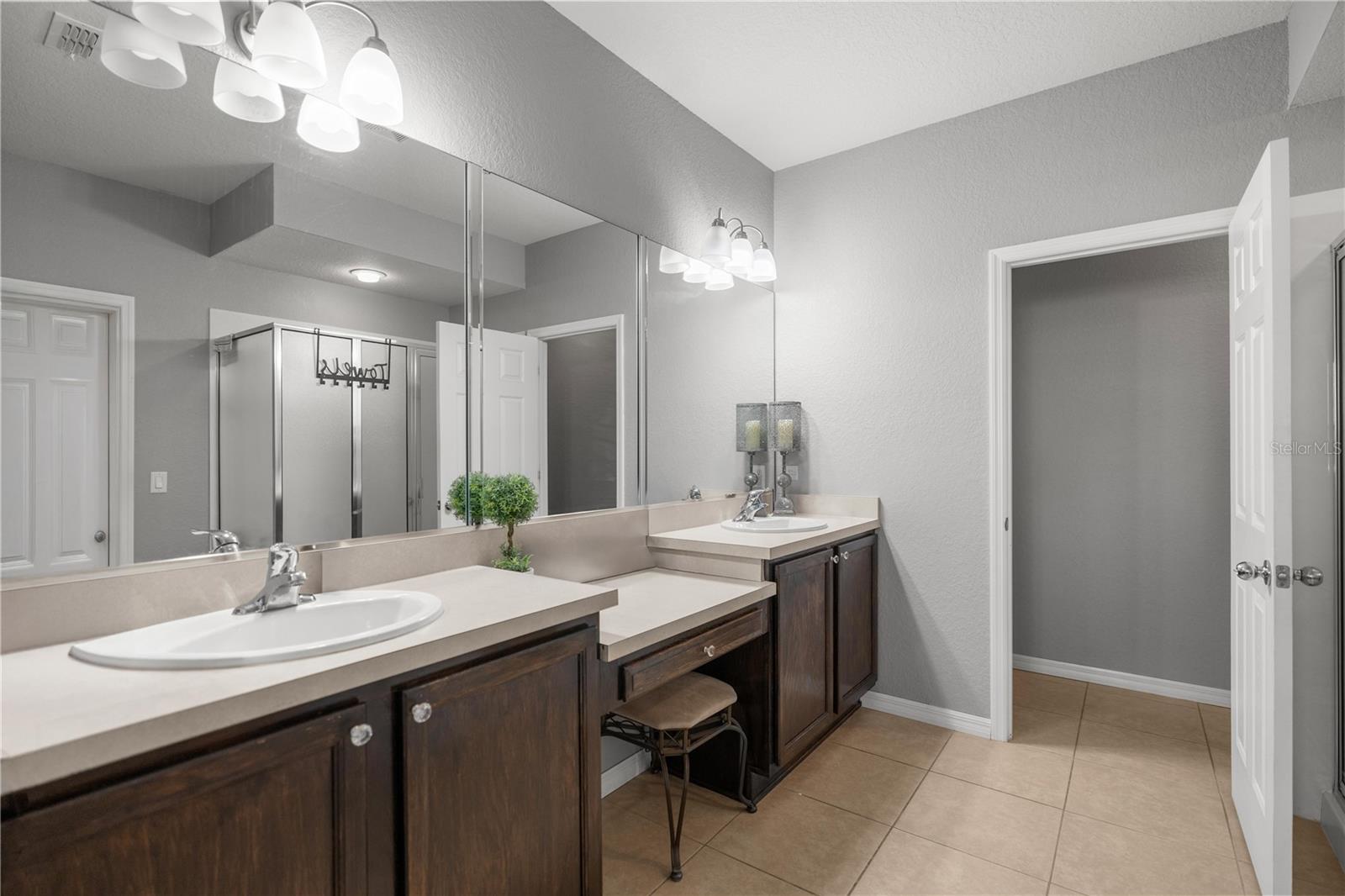 4525 Sw 52nd Cir #106 Property Photo 13