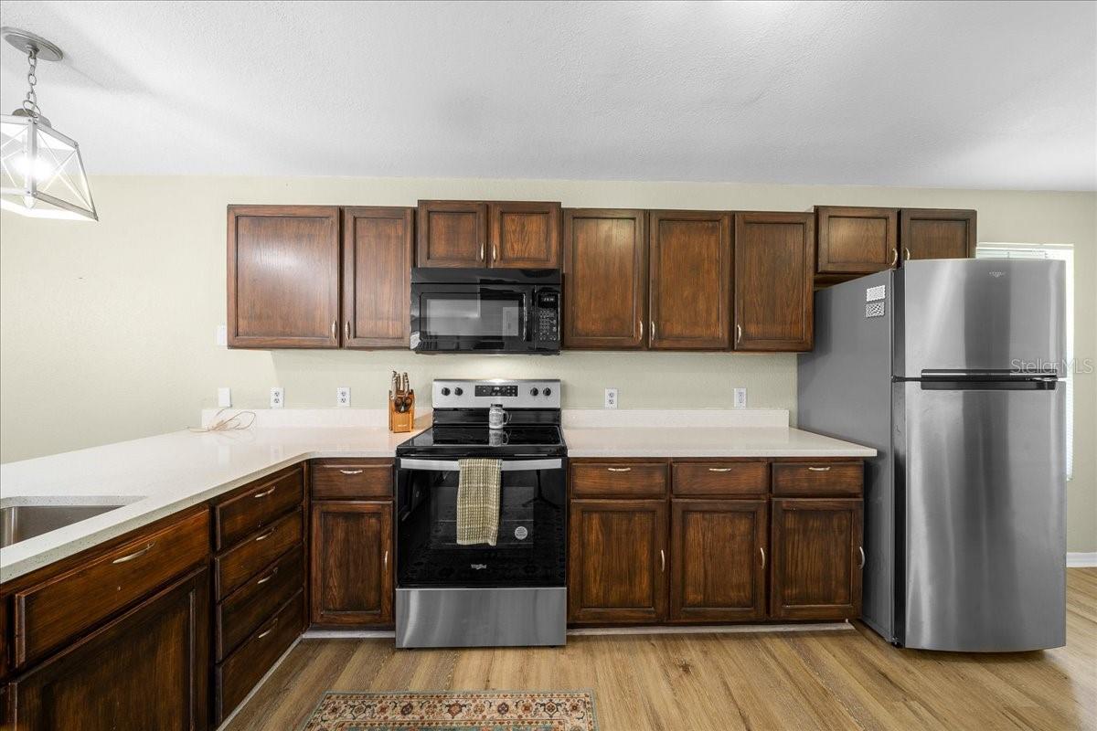 685 Nw 67th Pl Property Photo 7