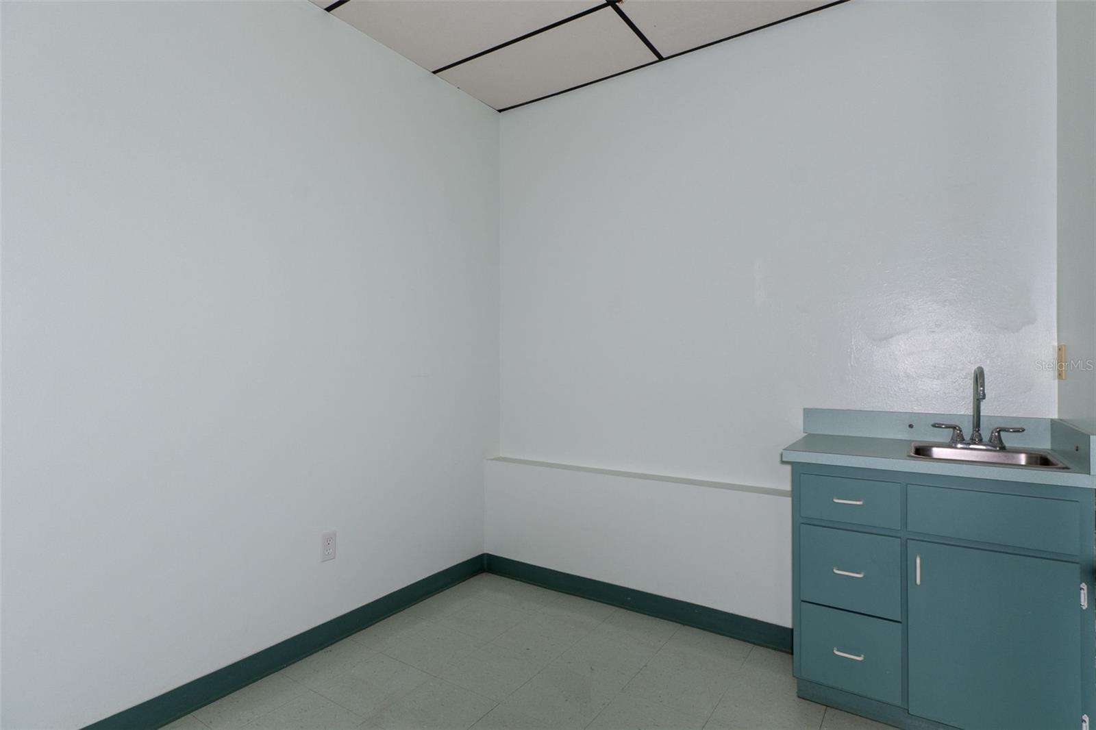 936 N Suncoast Blvd Property Photo 15