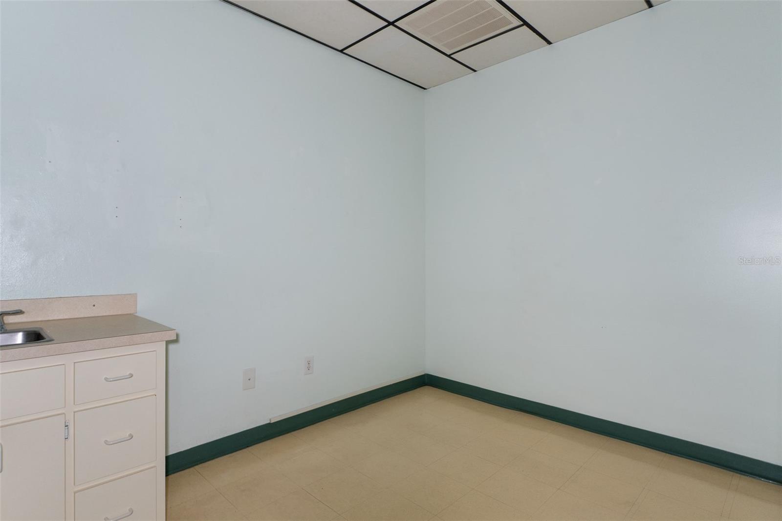 936 N Suncoast Blvd Property Photo 28