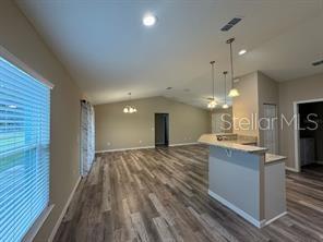 226 Oak Cir Property Photo 6