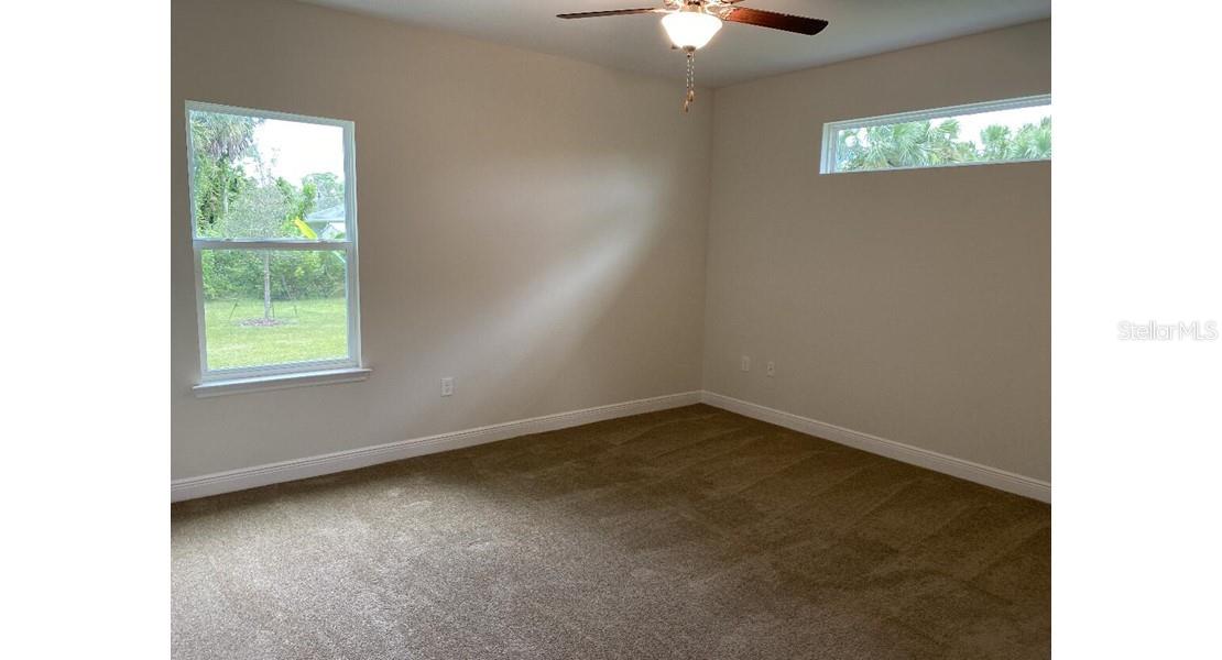 3843 San Mateo Dr Property Photo 5