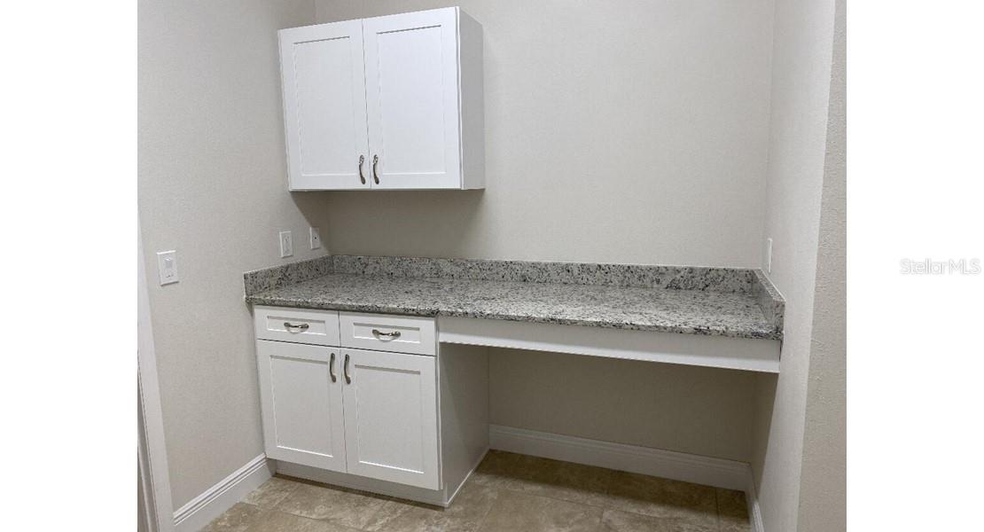 3843 San Mateo Dr Property Photo 7