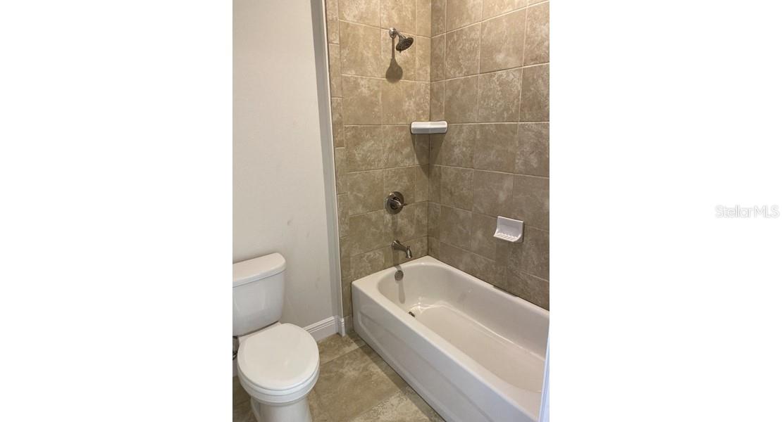 3843 San Mateo Dr Property Photo 10