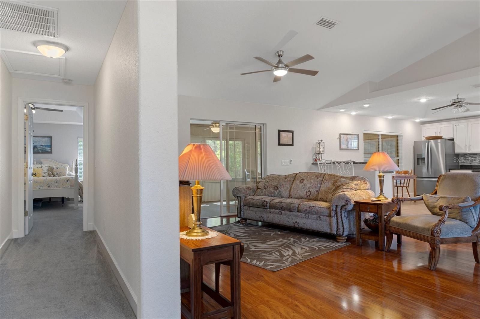 8623 N Dora Way Property Photo 7