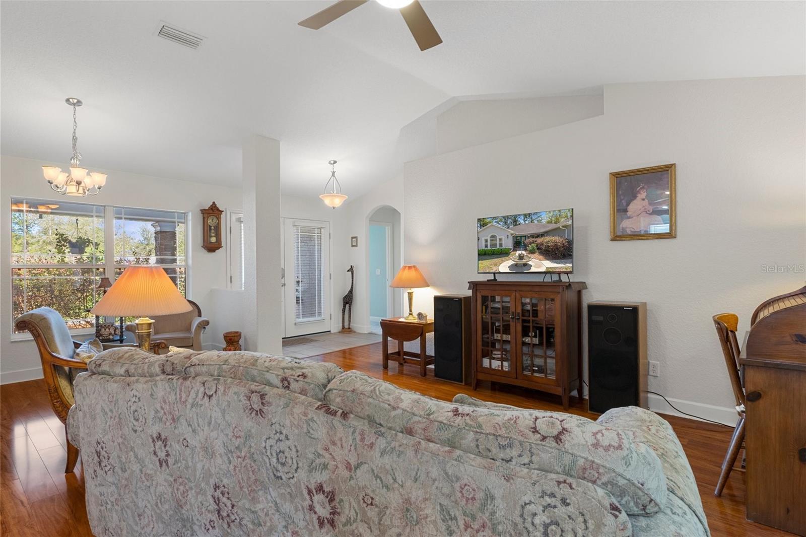 8623 N Dora Way Property Photo 10