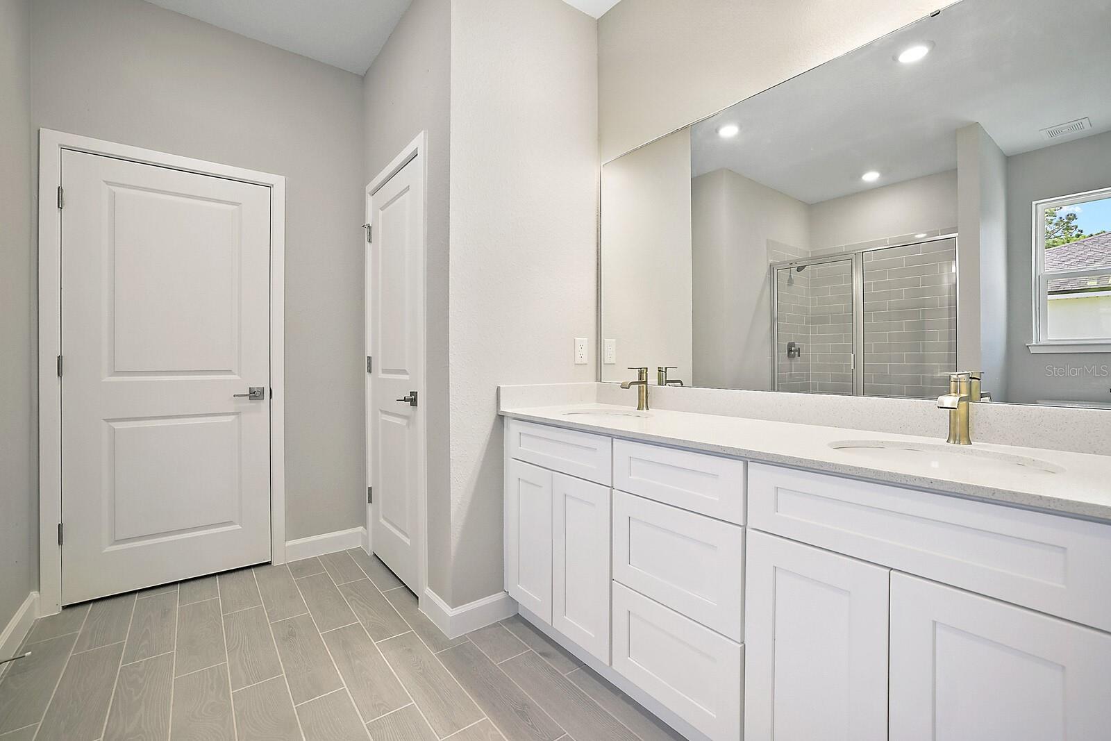 16094 Sw 42nd Ter Property Photo 13
