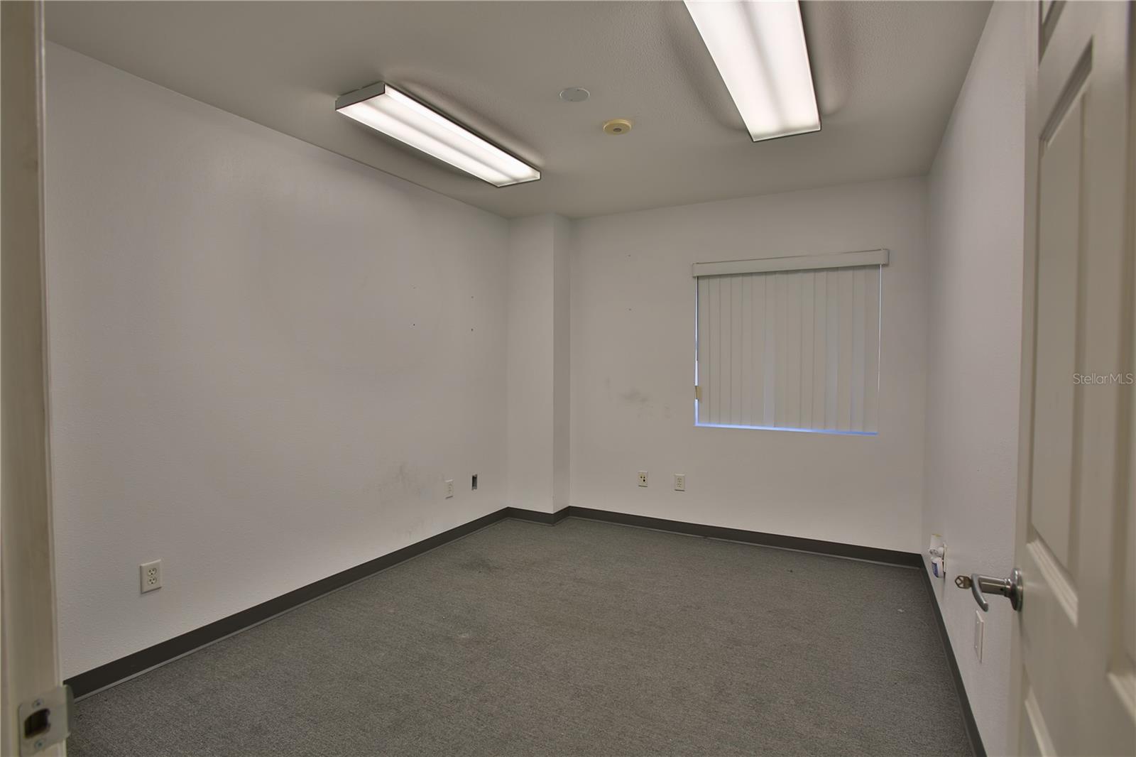 7731 Se 59th Ct #300 Property Photo 7