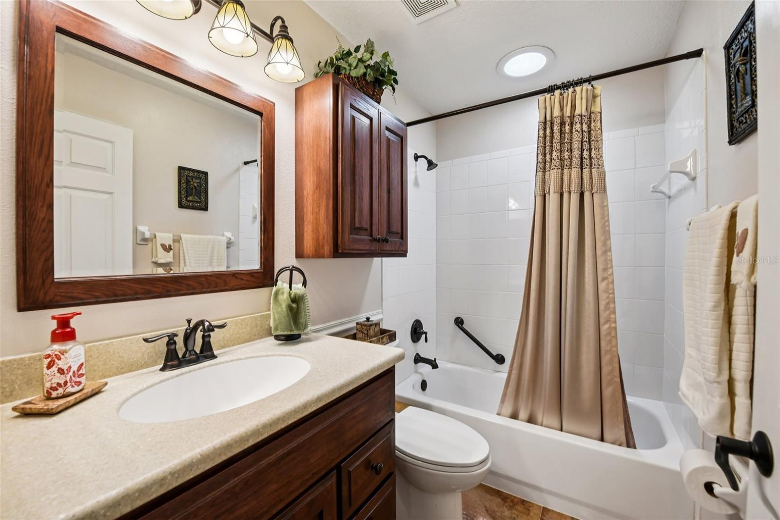 6105 Dory Way Property Photo 35