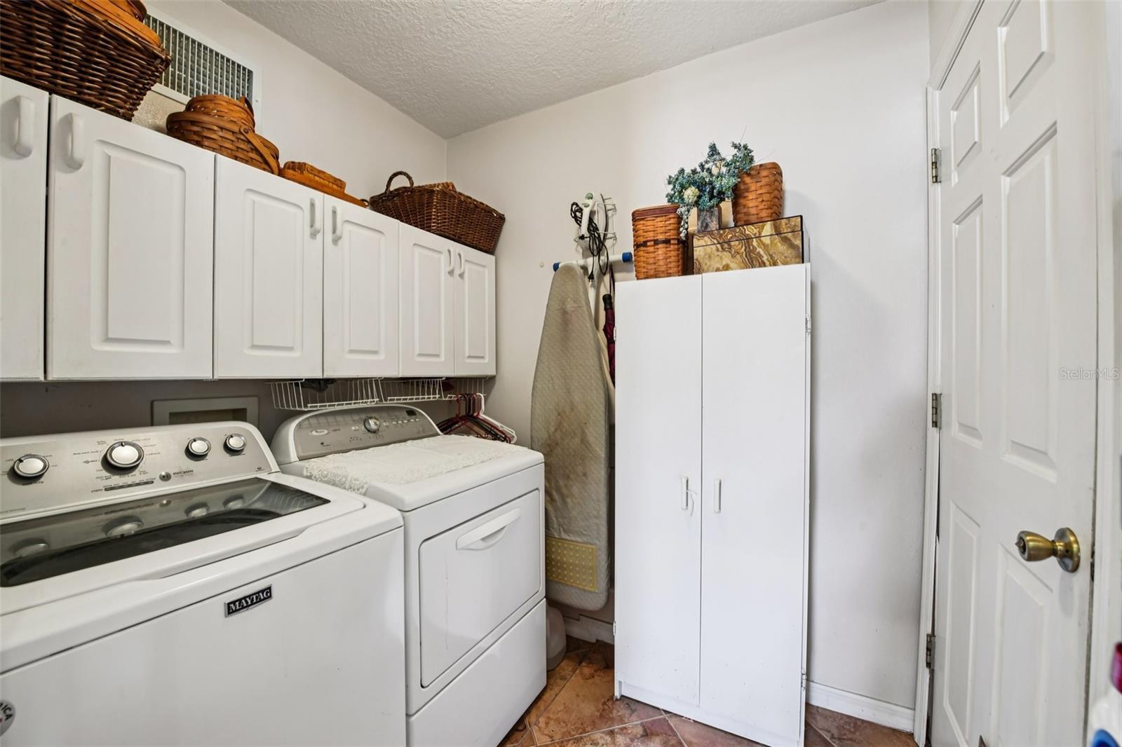 6105 Dory Way Property Photo 42