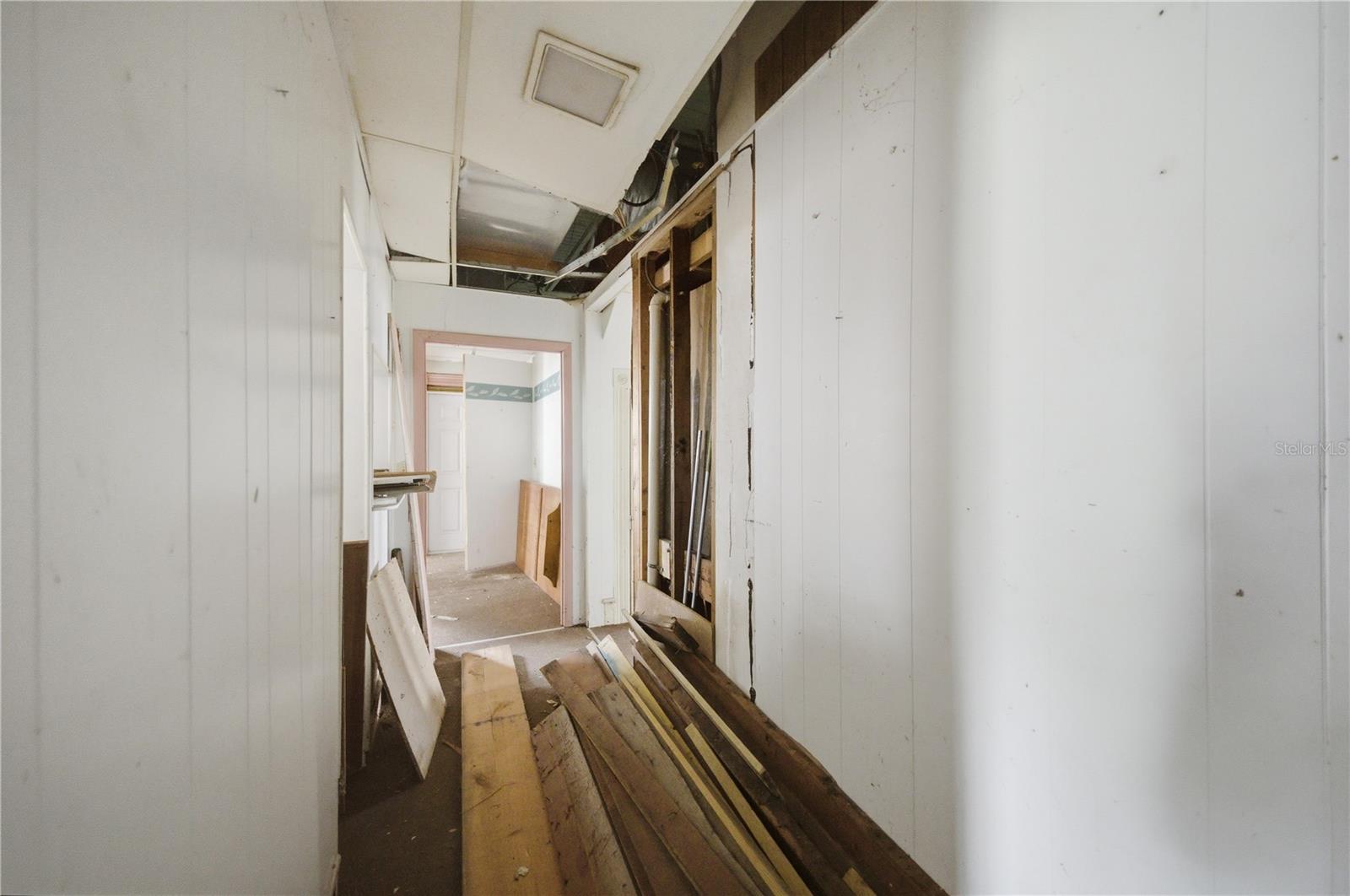 120 N Main St Property Photo 13
