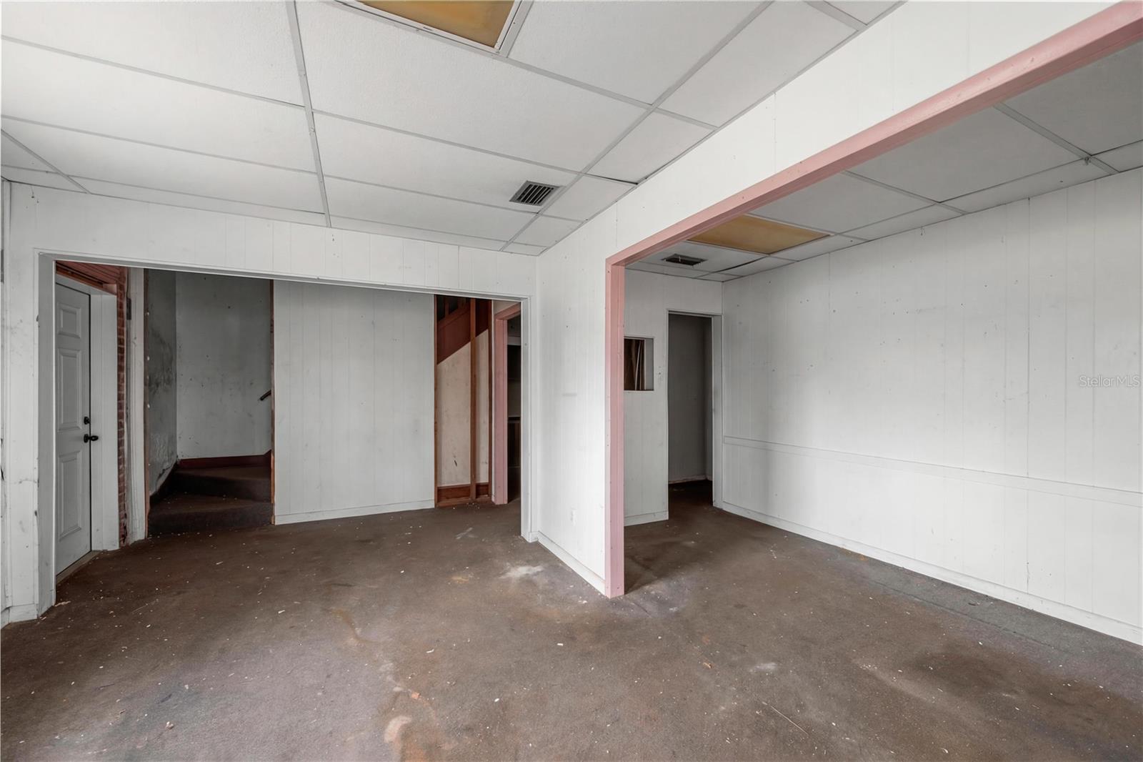 120 N Main St Property Photo 15