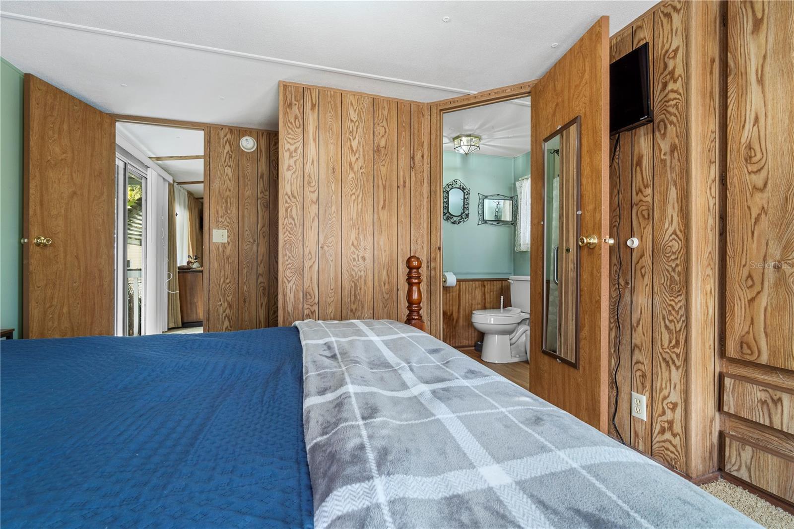 942 Cr 461 Property Photo 14