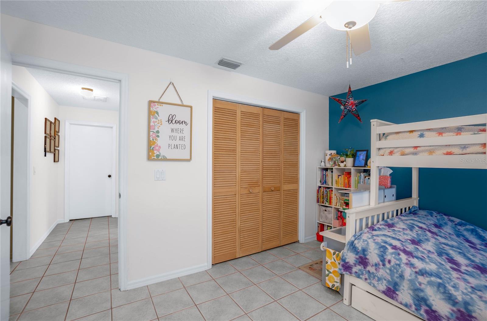 826 E Gaines Ln Property Photo 21