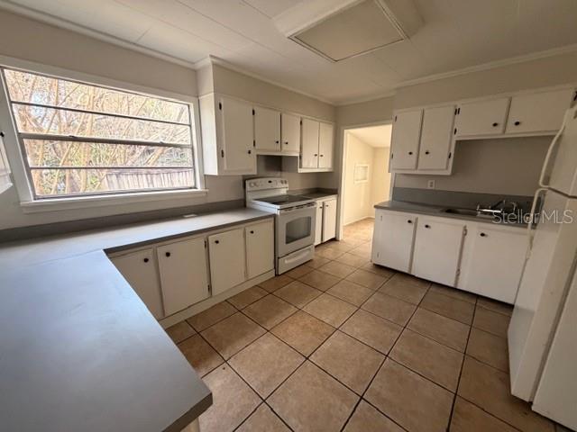 3294 E Wagon Trl Property Photo 6