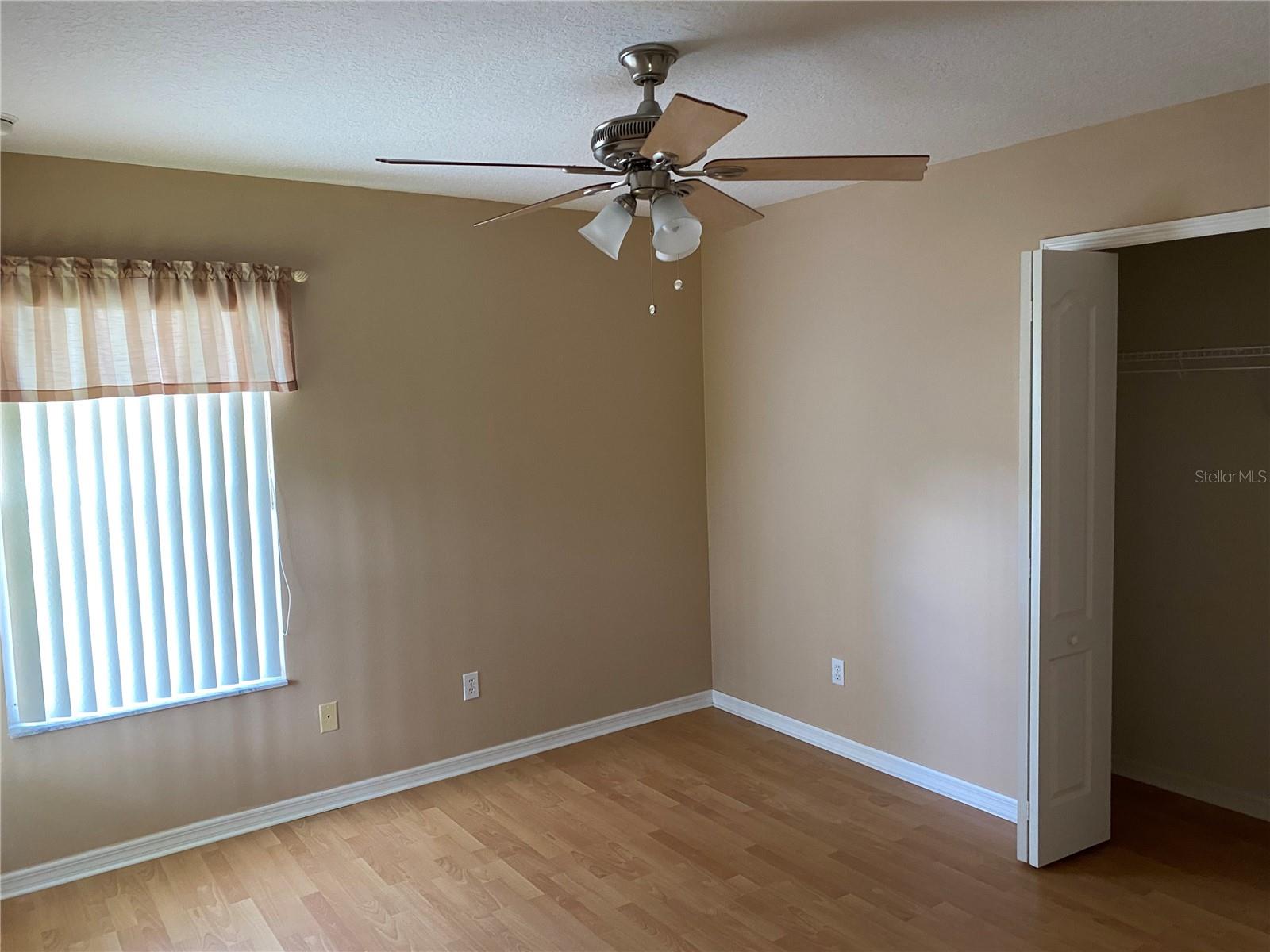 12934 Colonnade Cir Property Photo 17