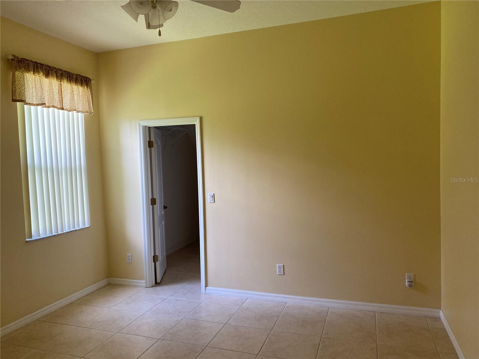 12934 Colonnade Cir Property Photo 24