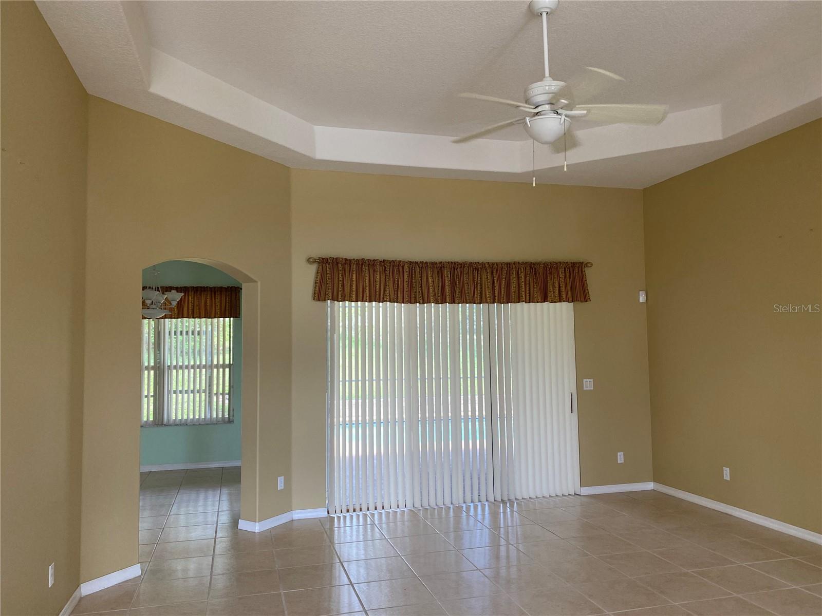 12934 Colonnade Cir Property Photo 25