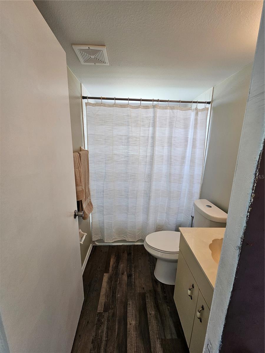 8142 Fairways Cir #s204 Property Photo 7