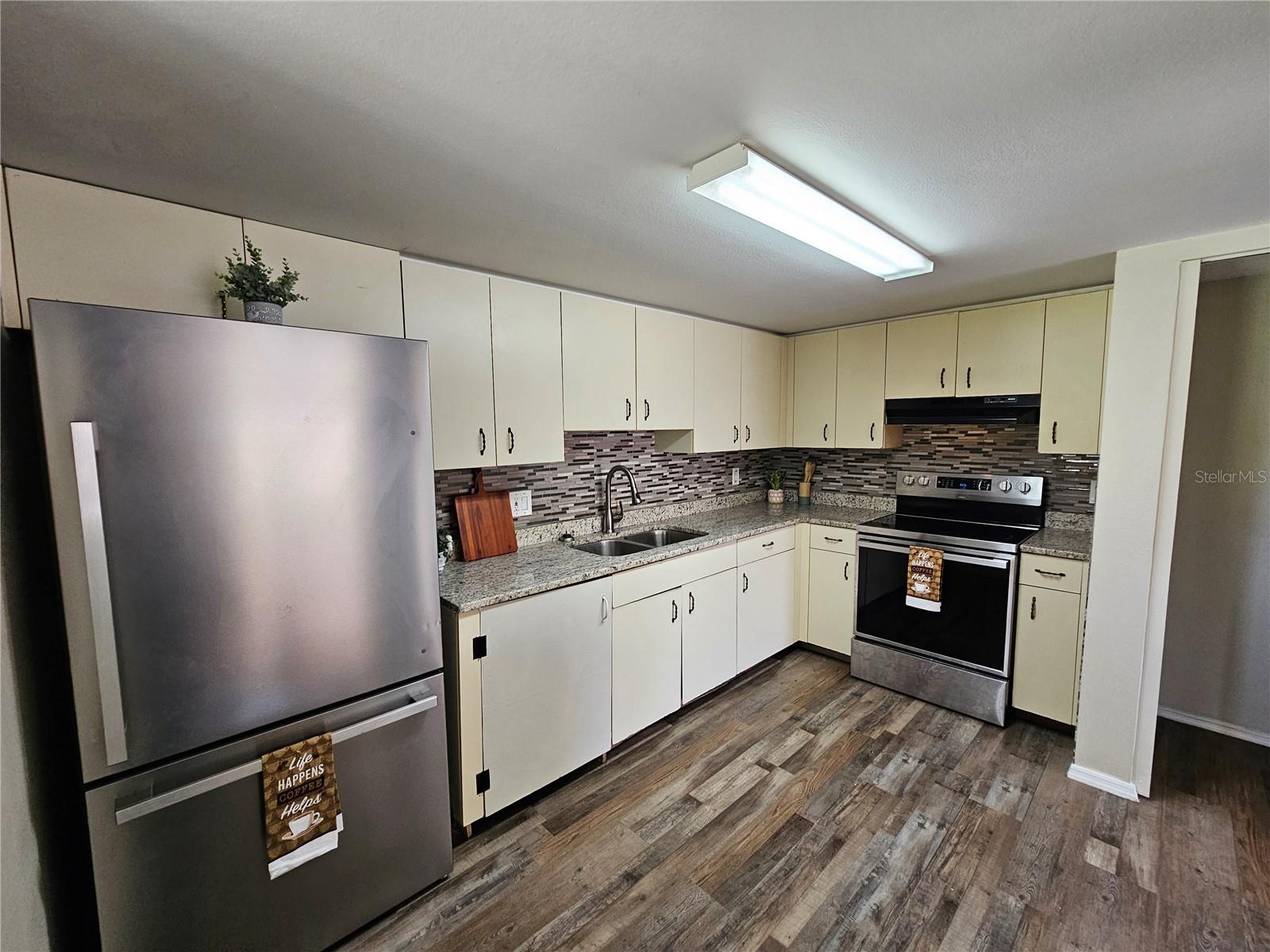 8142 Fairways Cir #s204 Property Photo 8