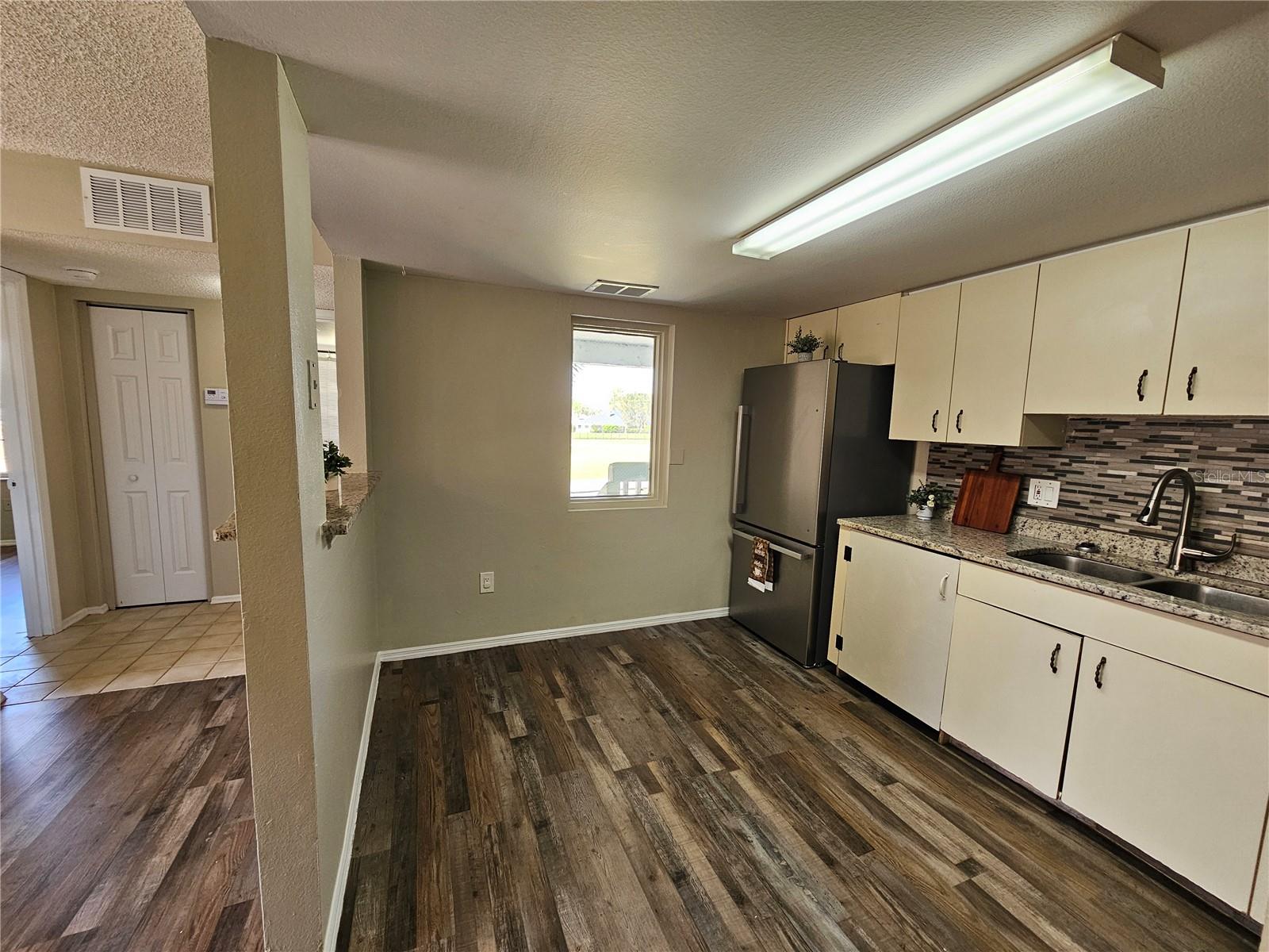 8142 Fairways Cir #s204 Property Photo 9