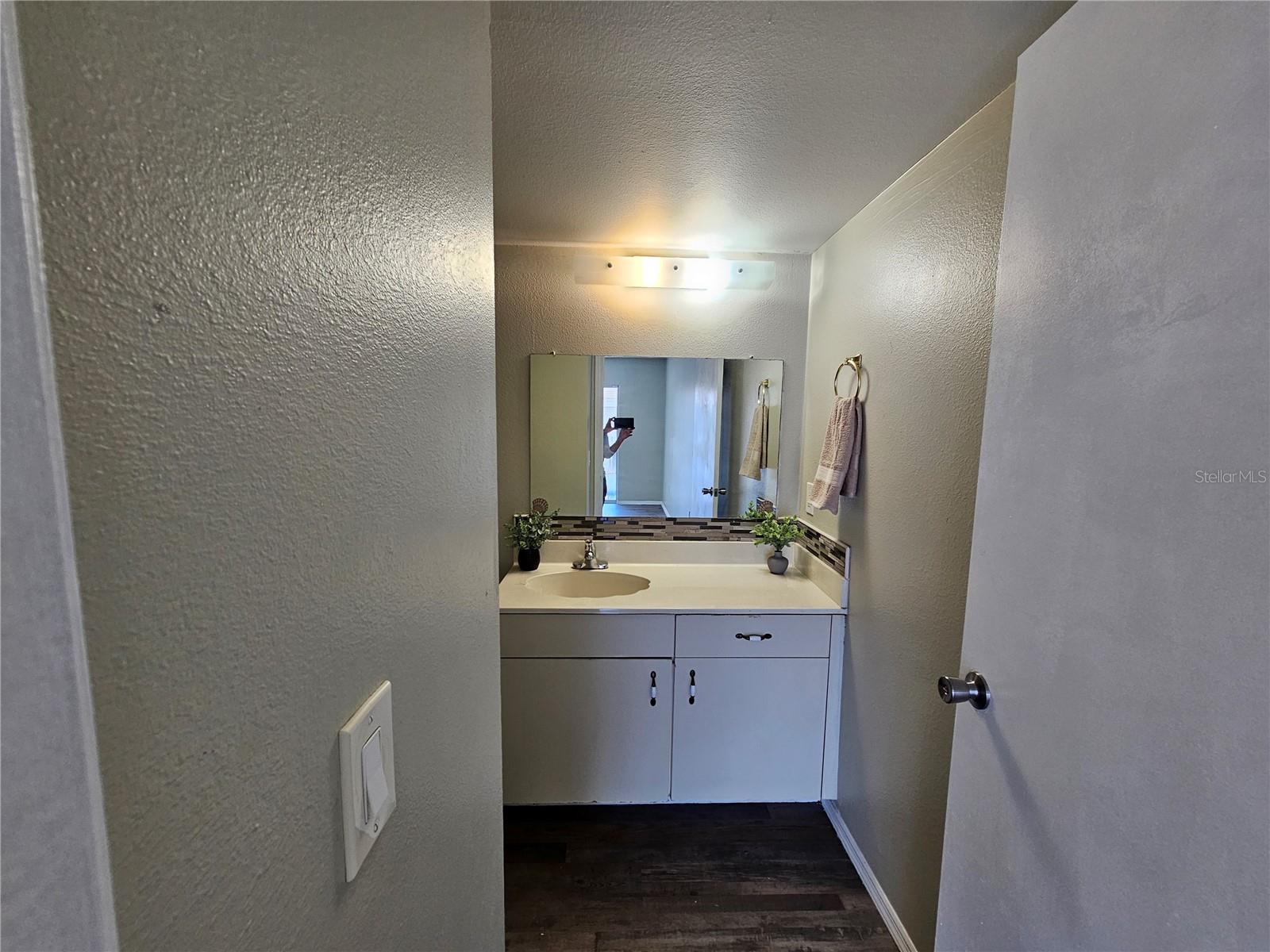 8142 Fairways Cir #s204 Property Photo 17