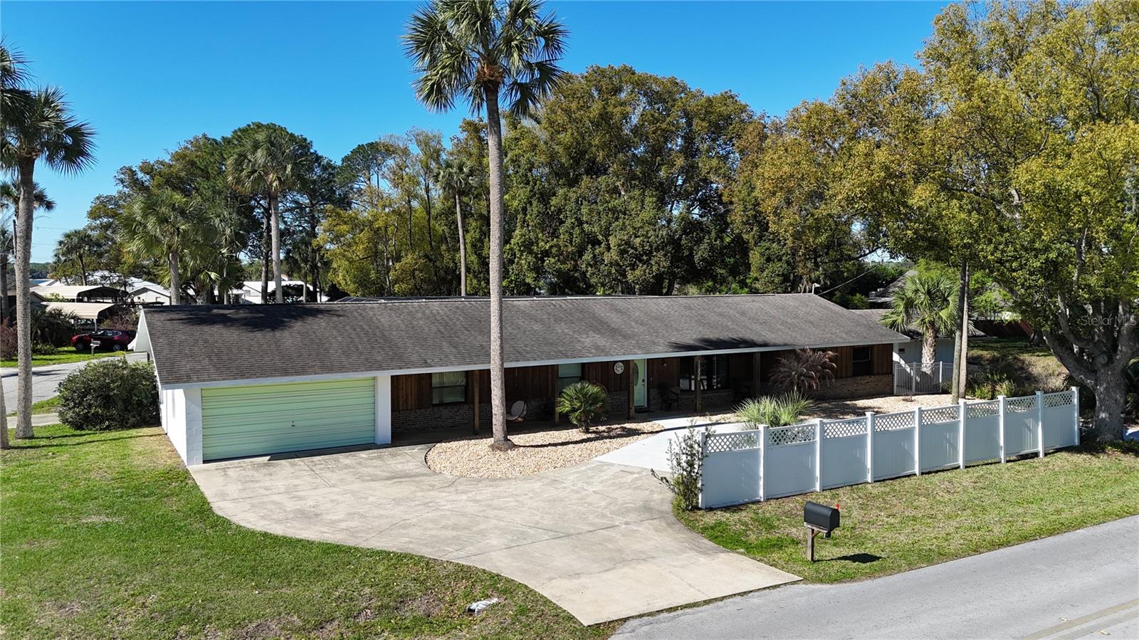 11230 Se Timucuan Rd Property Photo 1