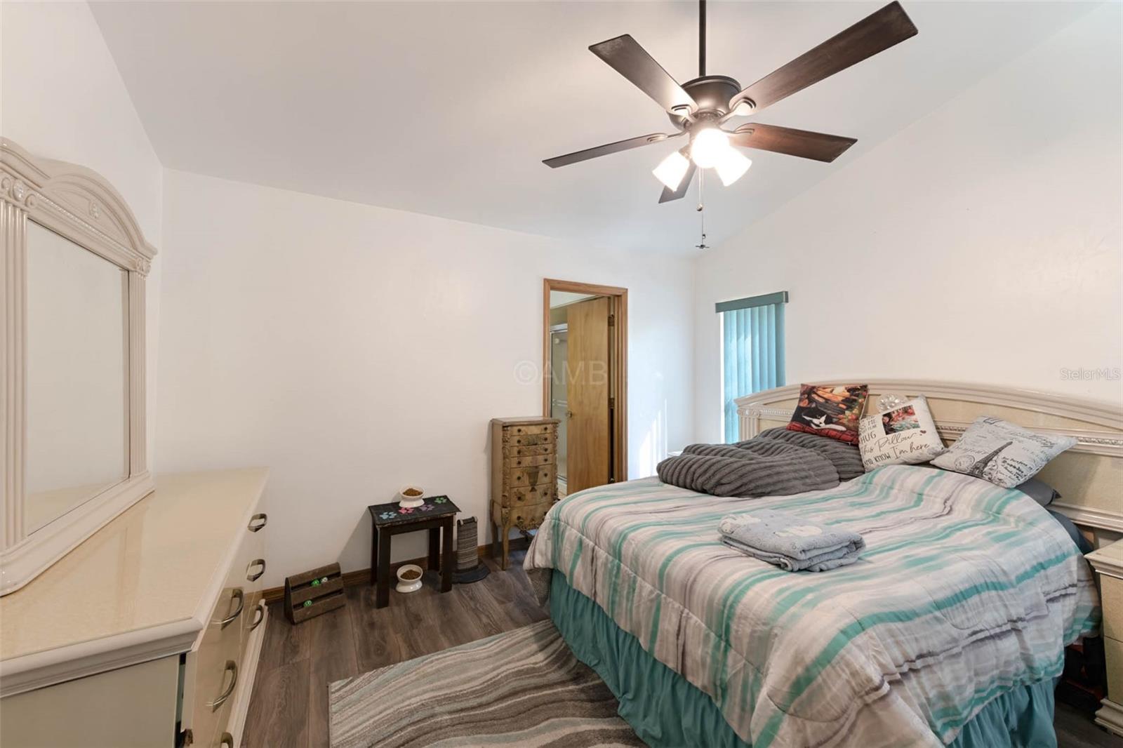 2298 W Pine Ridge Blvd Property Photo 12