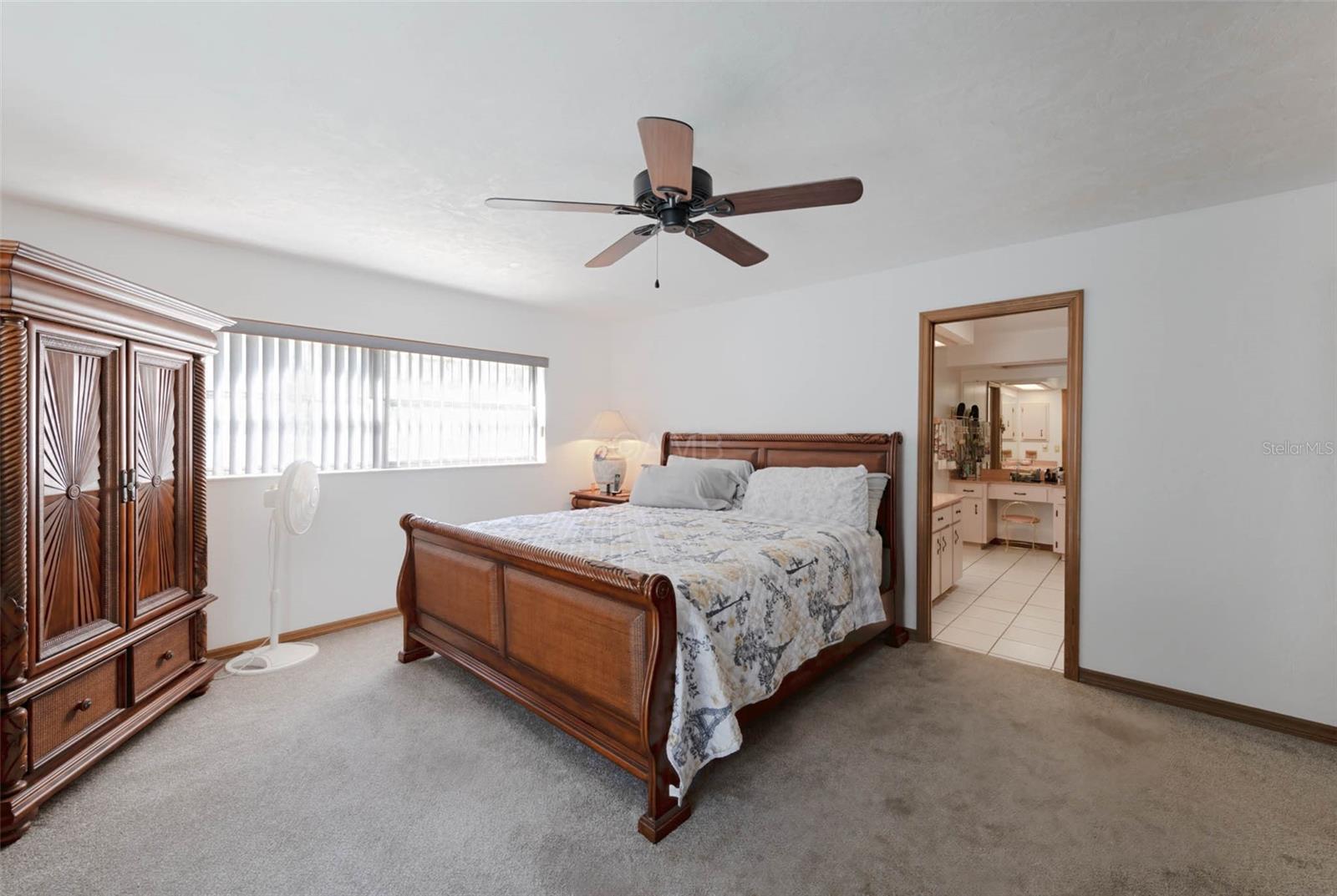 2298 W Pine Ridge Blvd Property Photo 17