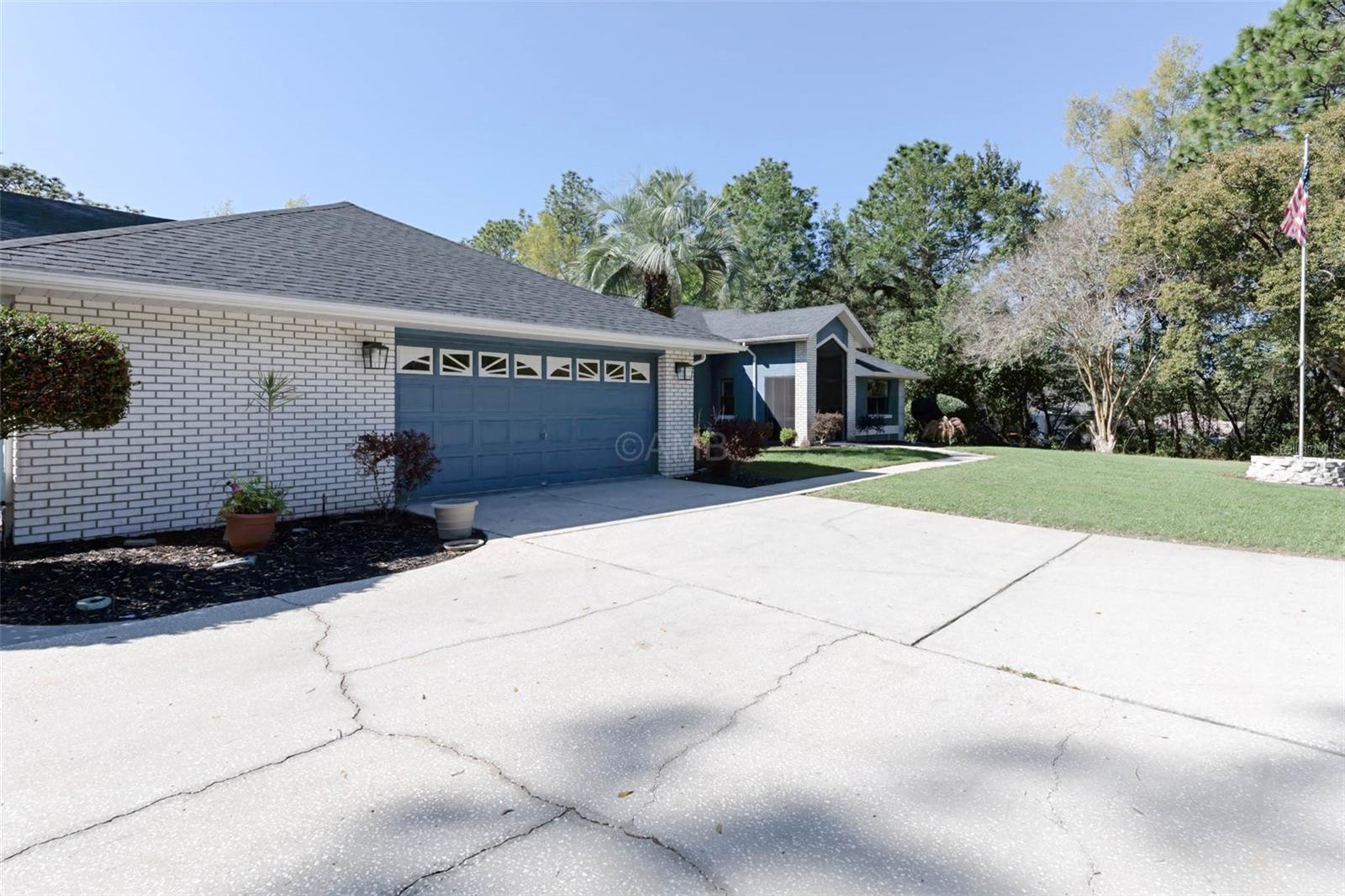 2298 W Pine Ridge Blvd Property Photo 30