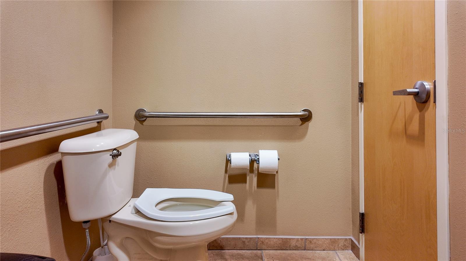 3235 Sw 34th St #102 Property Photo 55