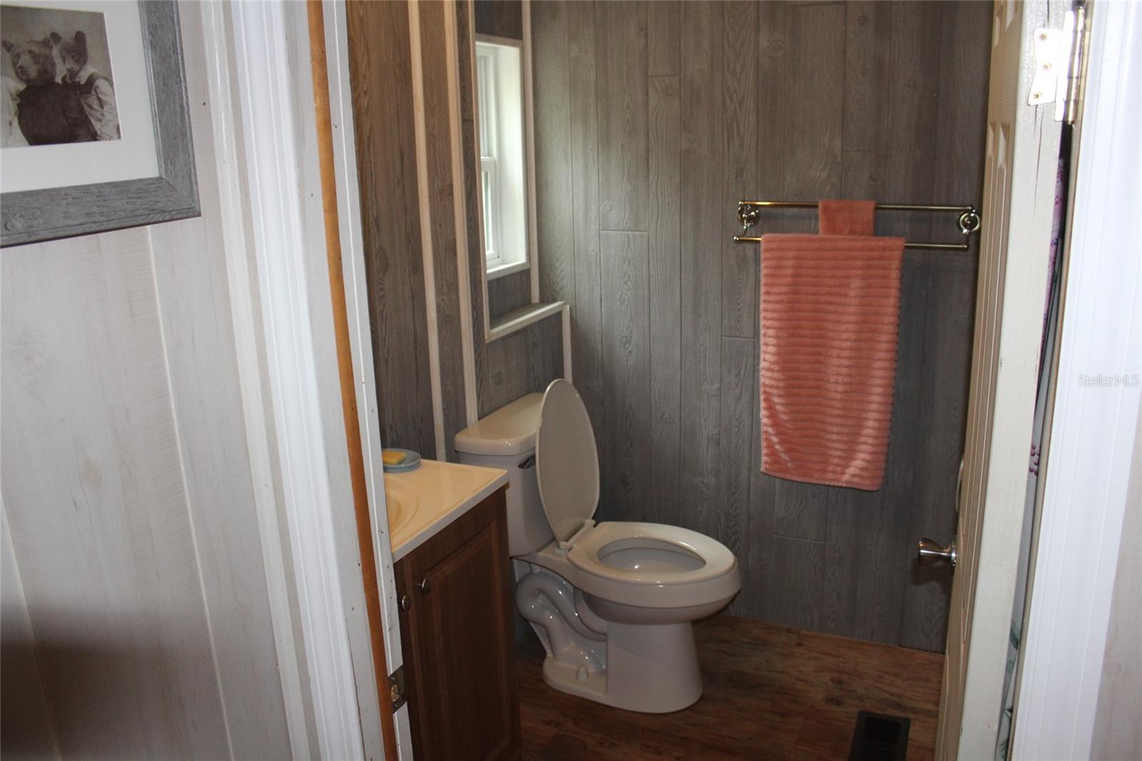 570 Ne 70th Ter Property Photo 14
