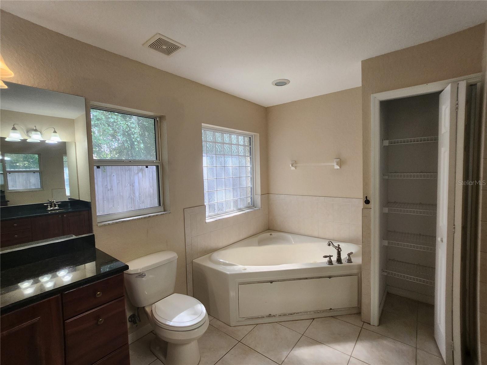 8121 Sw 128th Loop Property Photo 16