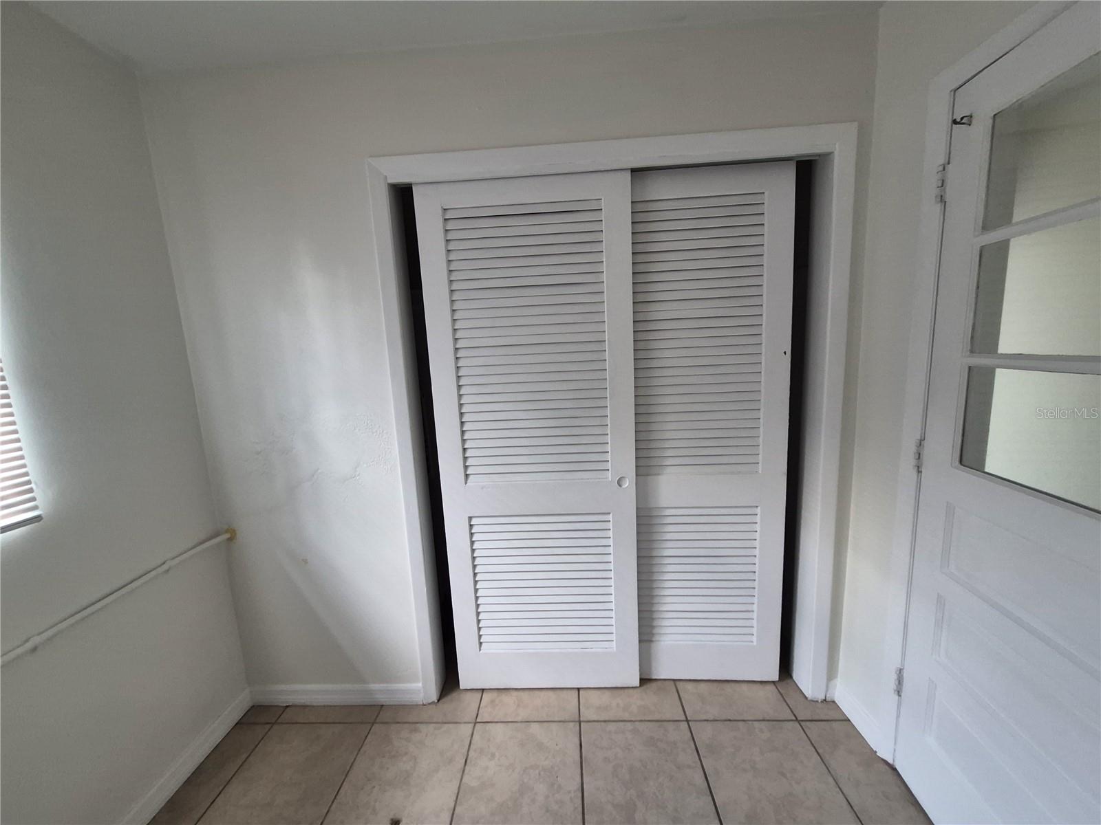 11 S Barbour St Property Photo 11